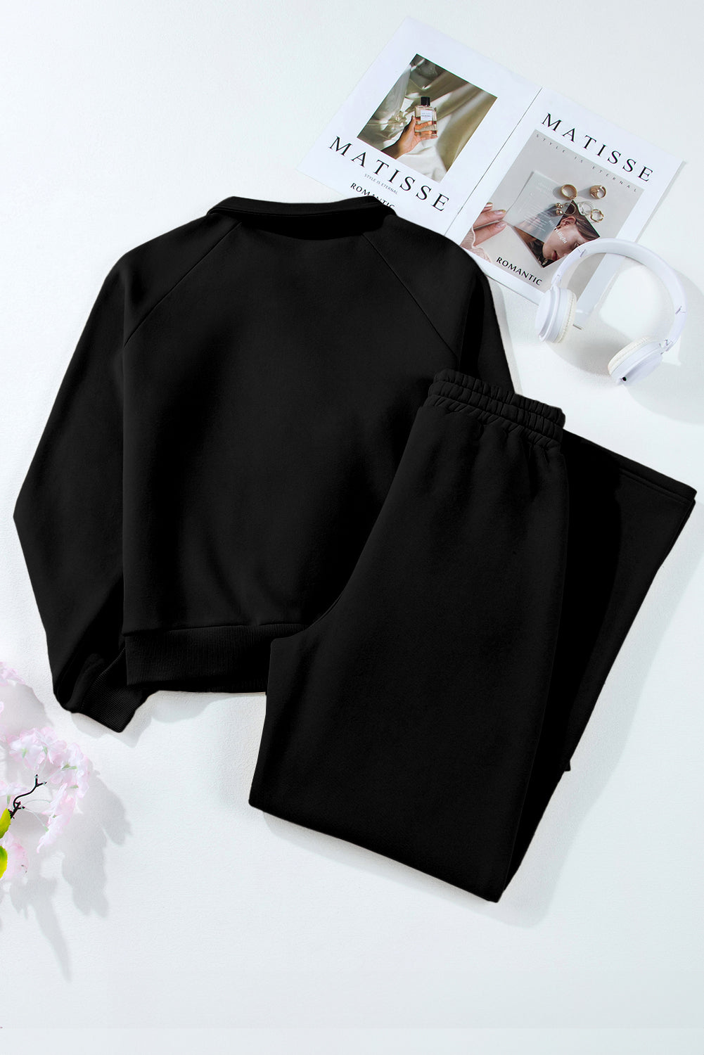Black Solid Collared Sweatshirt and High Waist Pants Active Set